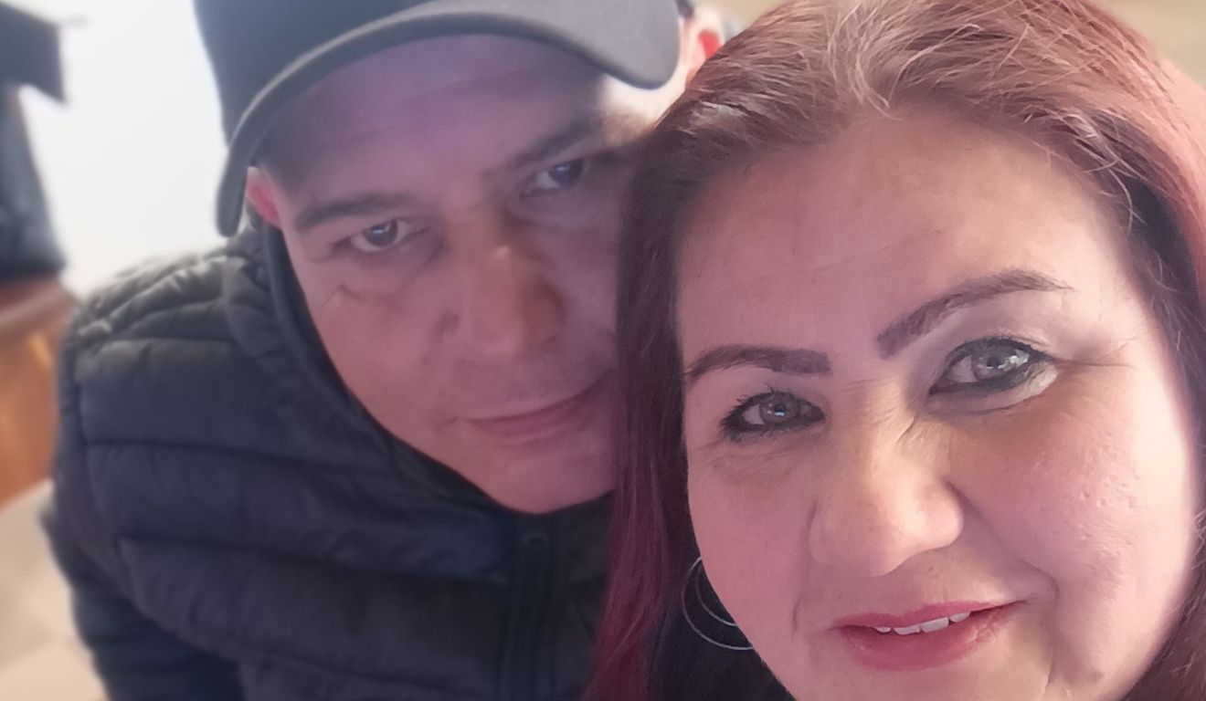 Mãe é morta a facadas na frente da própria filha