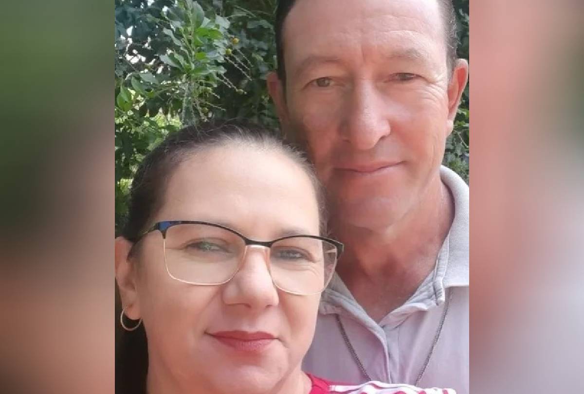 Casal morre em acidente entre moto e carro na PR-473; motorista fugiu do local