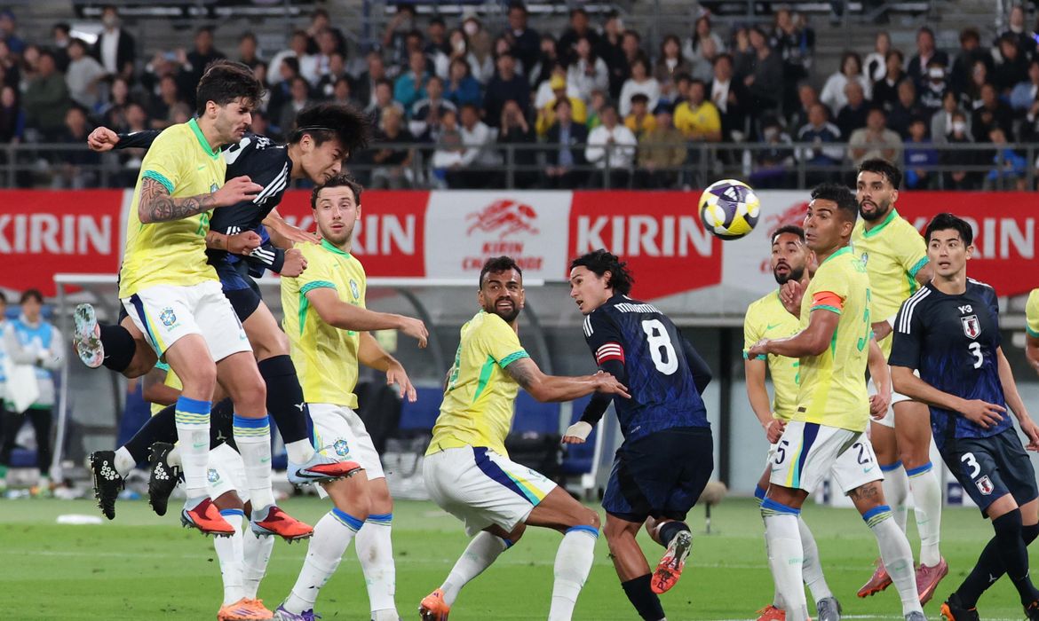 Brasil perde para o Japão em amistoso após virada de 3 a 2,  em Tóquio