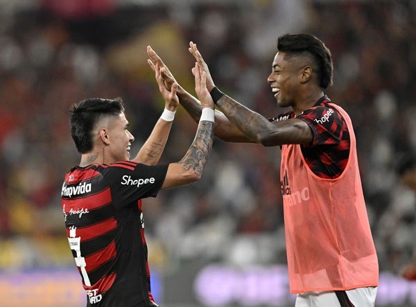 Flamengo provoca o Botafogo depois de vitória no Brasileirão