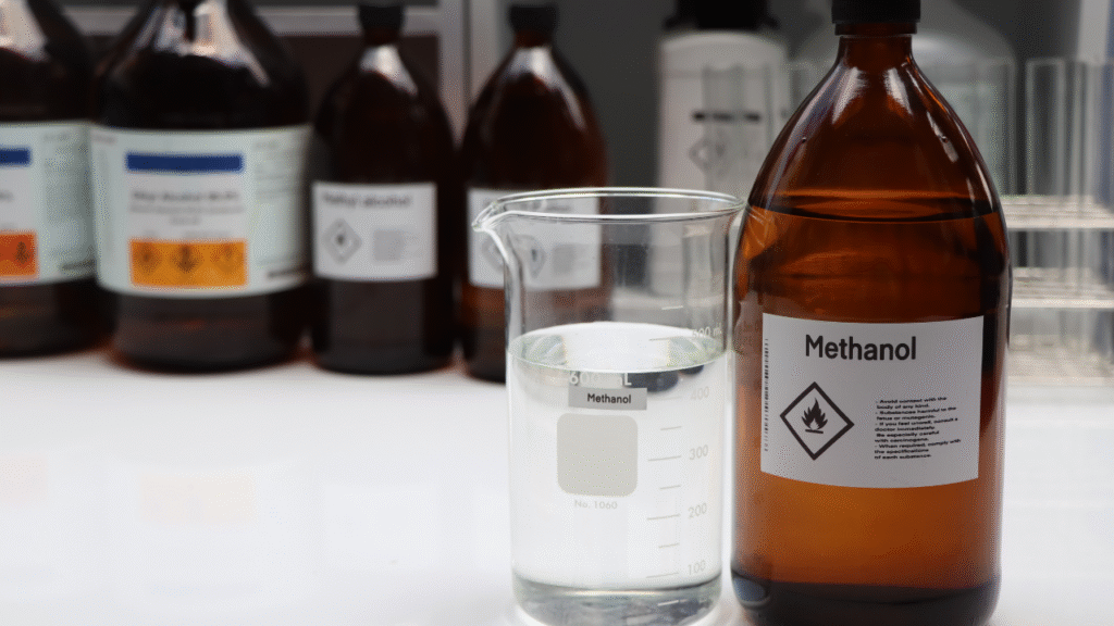 Brasil registra 17 casos confirmados de intoxicação por metanol; mais de 200 estão sob investigação