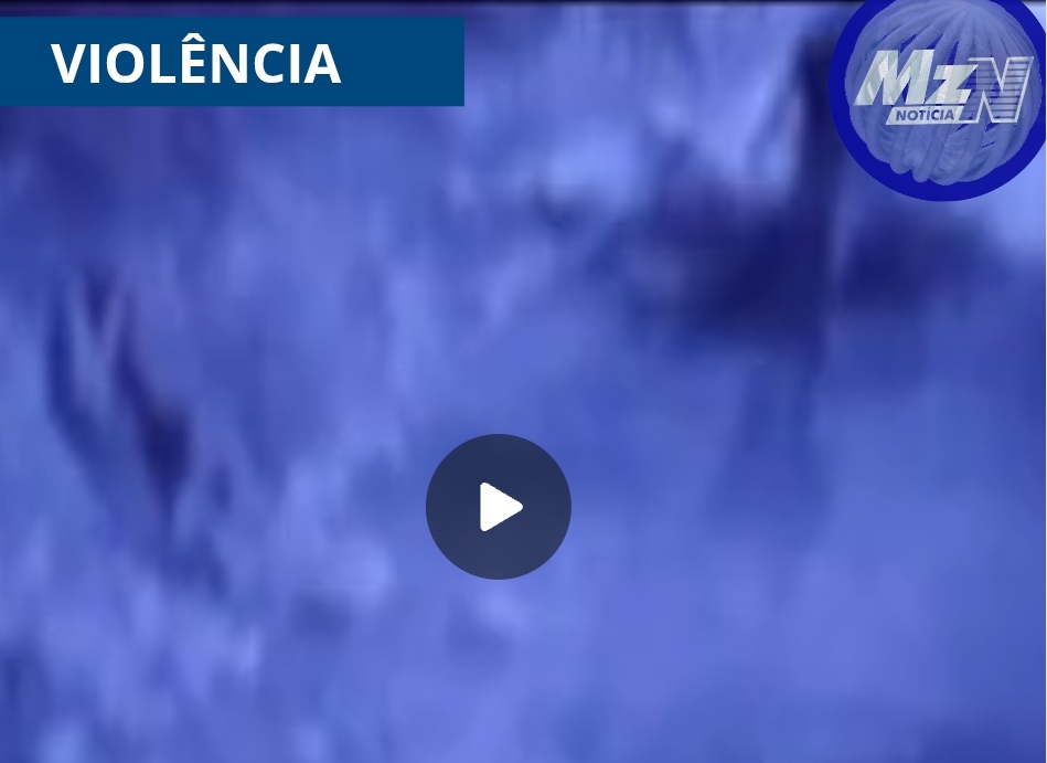 VÍDEO: Pai mata filha com golpes de barra de ferro em calçada