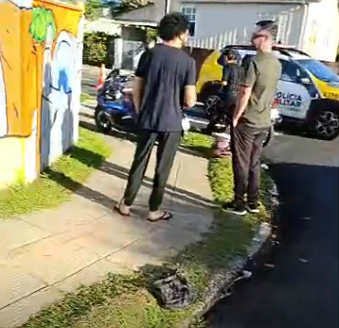 Três mulheres ficam feridas após colisão entre motos no bairro Órfãs, em PG