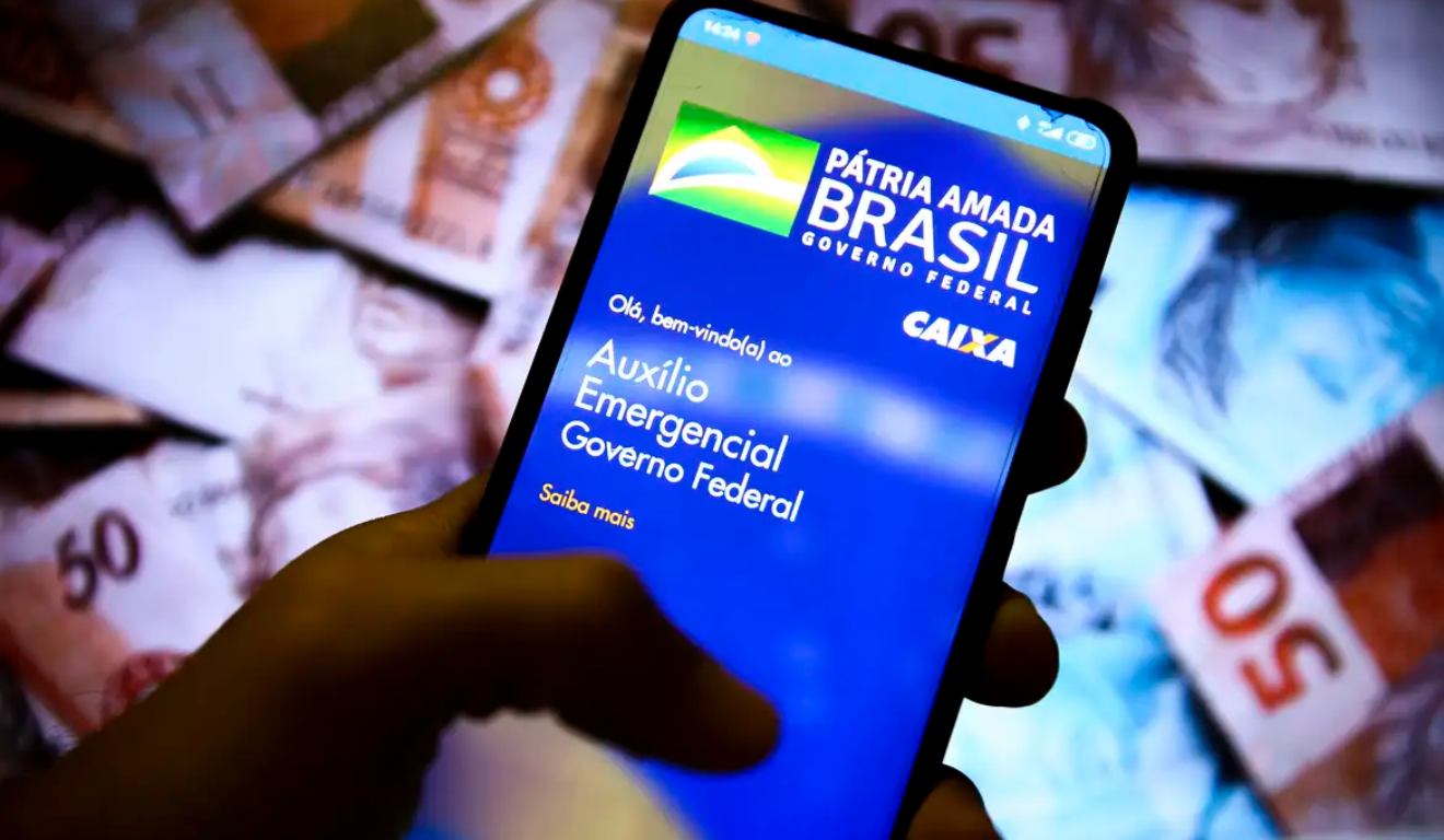 Mais de 177 mil famílias terão que devolver valores do Auxílio Emergencial