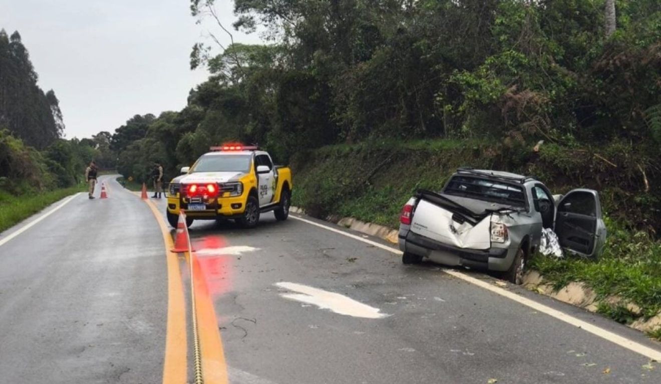 Homem morre após sequestrar idoso e capotar carro durante fuga