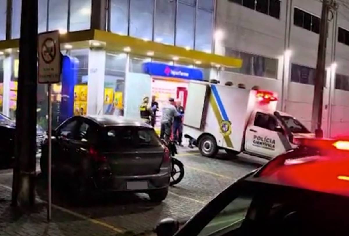 Homem mata colega de trabalho da esposa após suspeitar de traição