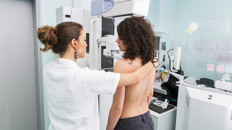 ‘Dia D’: Exames preventivos para diagnosticas câncer de mama e de colo de útero são realizados em oito postos neste sábado