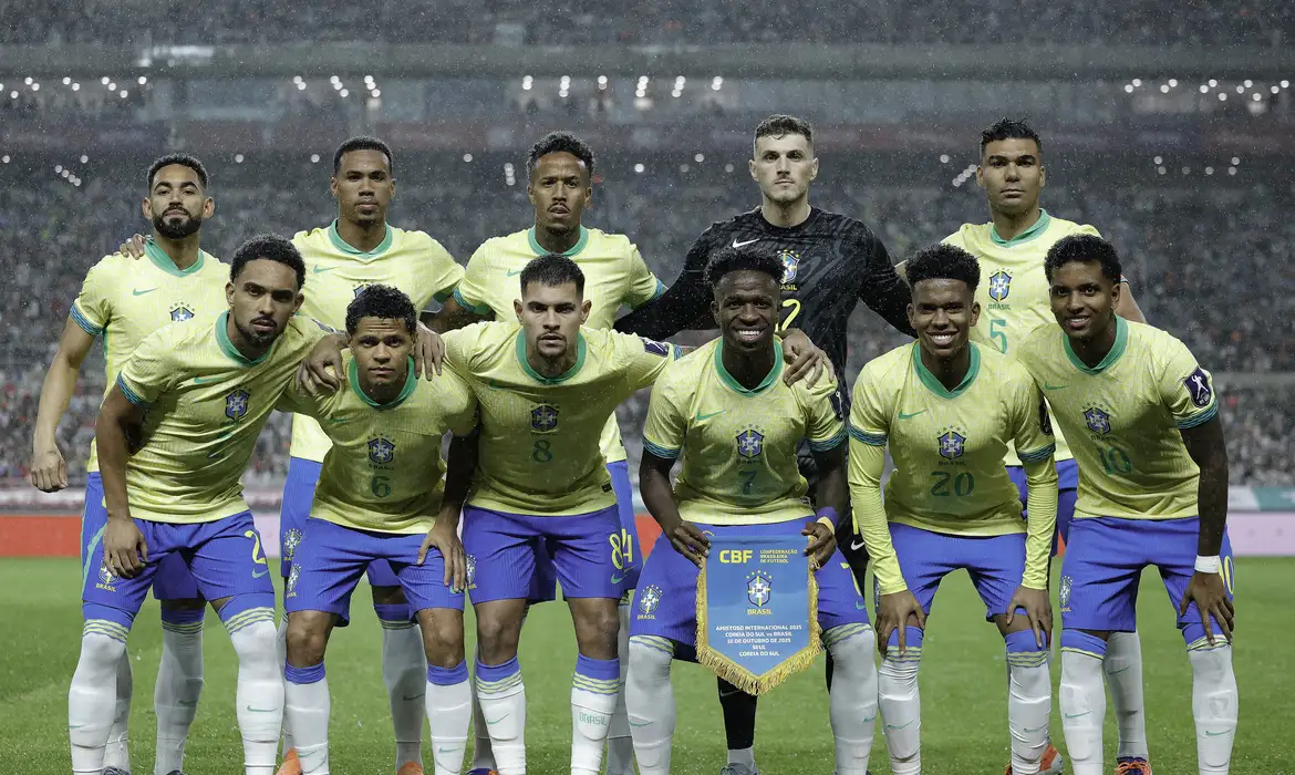 Brasil enfrenta Senegal e Tunísia em últimos amistosos de 2025