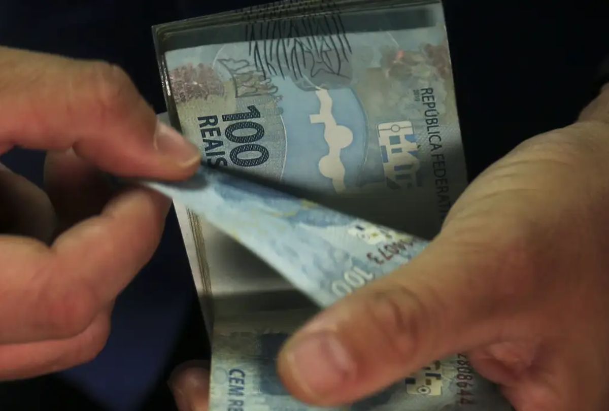 Trabalhadores começam a receber o 13º salário nesta semana