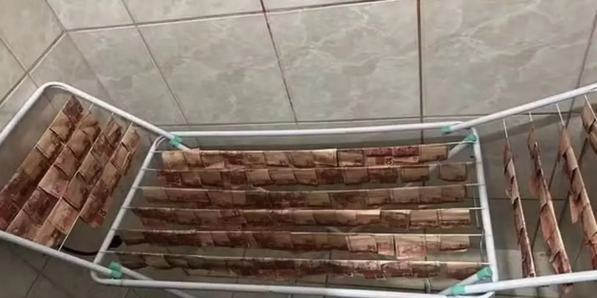 Polícia encontra cédulas em varal durante ação contra lavagem de dinheiro no PR e SC