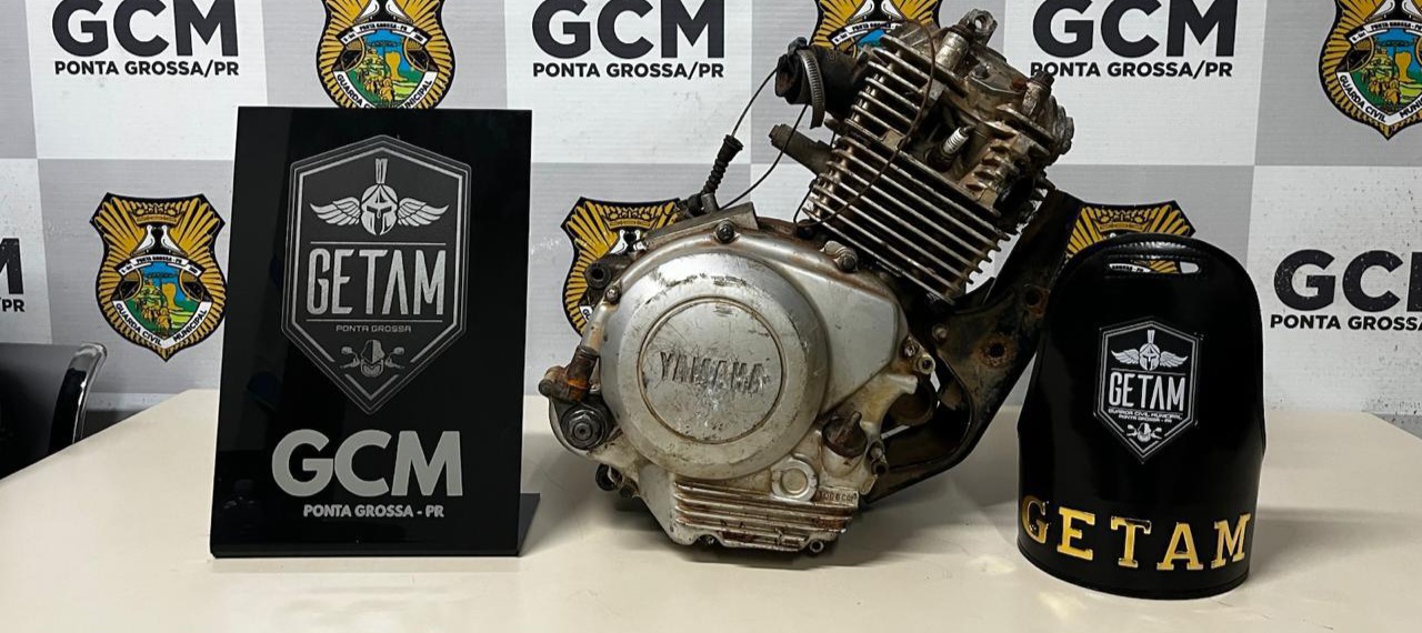 GCM apreende veículo com motor furtado e detém dois homens durante abordagem em Uvaranas