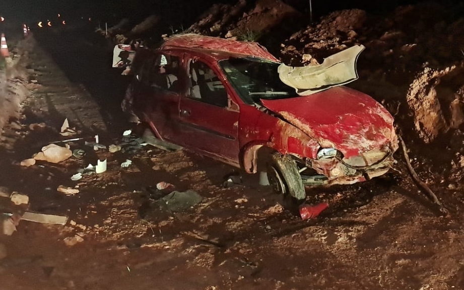 Criança de 4 anos morre em acidente nos Campos Gerais; Condutor não tinha habilitação e recusou teste de etilômetro