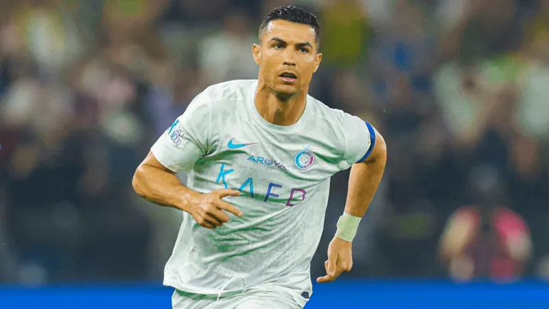 Cristiano Ronaldo se reúne com Donald Trump na Casa Branca nesta terça-feira (18)