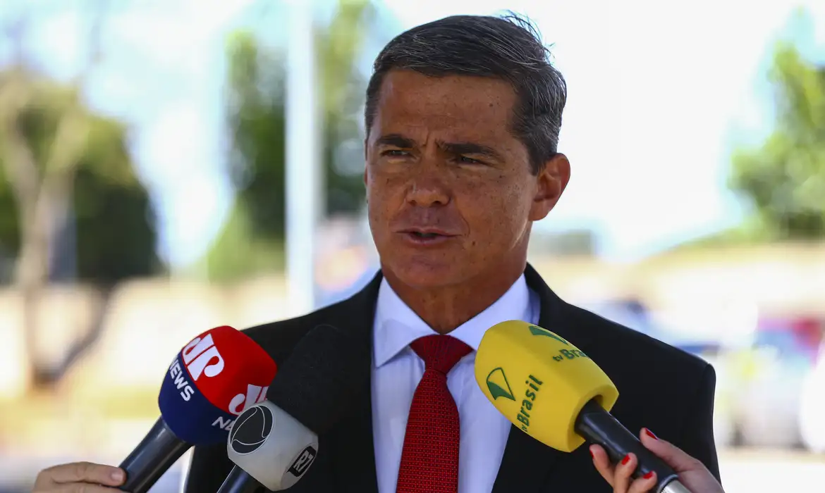 STF autoriza general preso a fazer o Enem; Defesa diz que eventual aprovação na prova ajuda reduzir sua pena