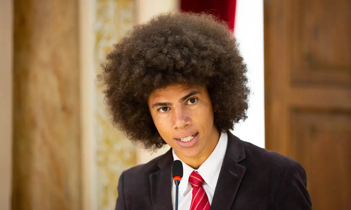 Após vídeo de briga viralizar, Renato Freitas diz que sofreu racismo