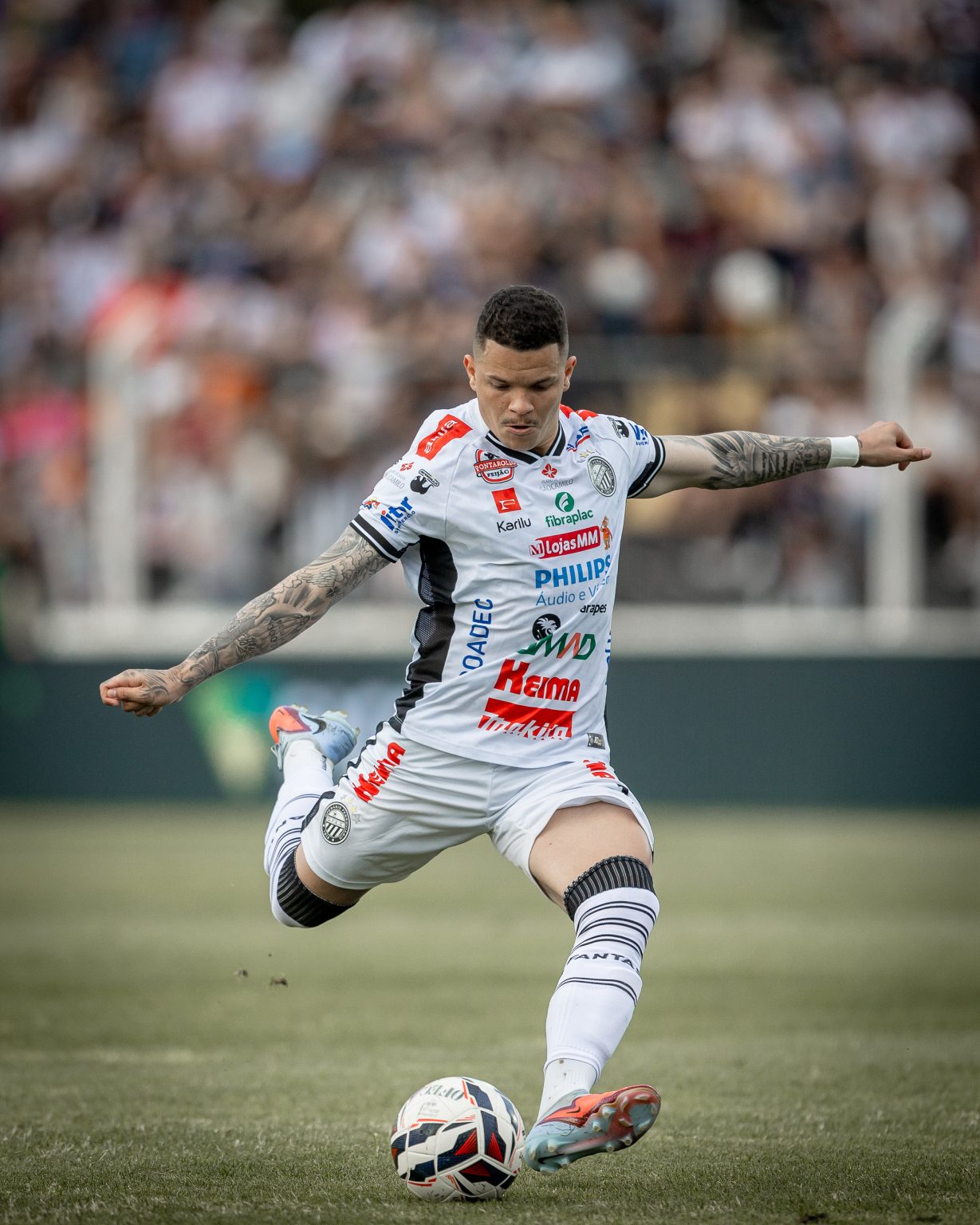 OFEC encerra contrato com o jogador Rodrigo Rodrigues