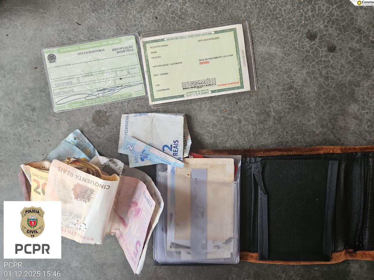 Homem encontra pertences e dinheiro de idosos e pode responder por apropriação de coisa achada após ter gasto metade do valor encontrado