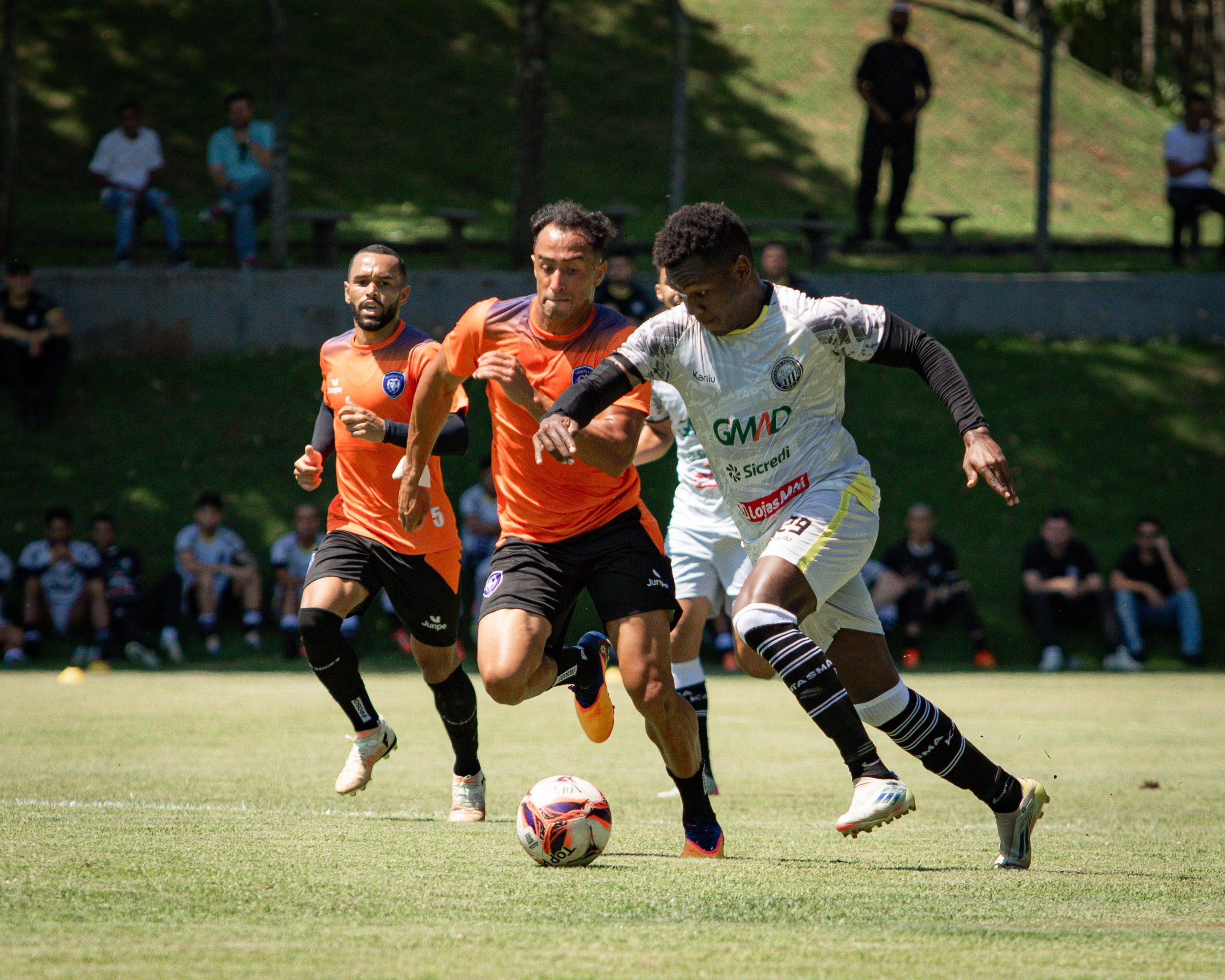 Operário encerra pré-temporada em Londrina com amistoso diante do Cianorte