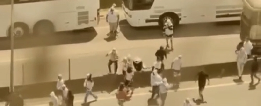 Vídeo: Confronto entre torcidas bloqueia a BR-101 em Itapema