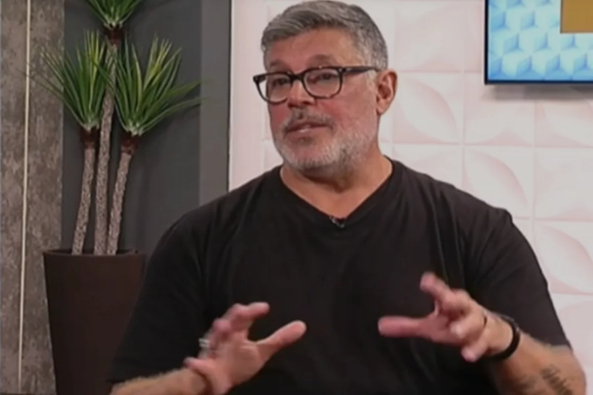 Alexandre Frota é condenado por expor médicos