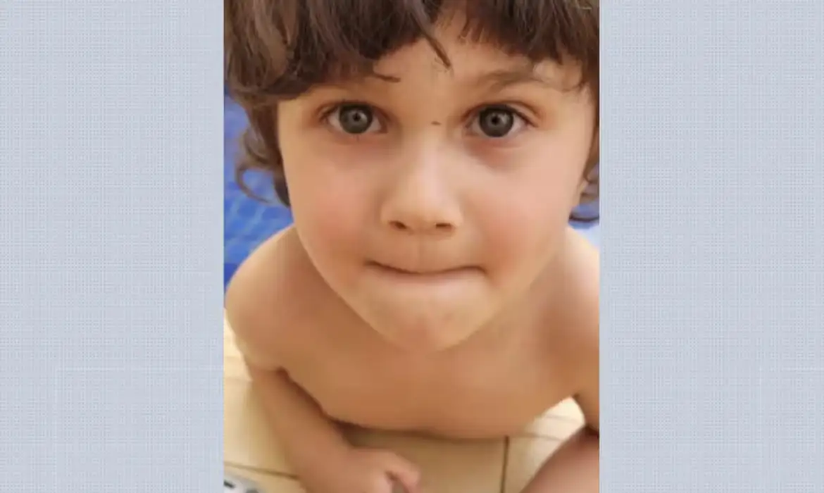 Criança de quatro anos cai de 10º andar e sobrevive