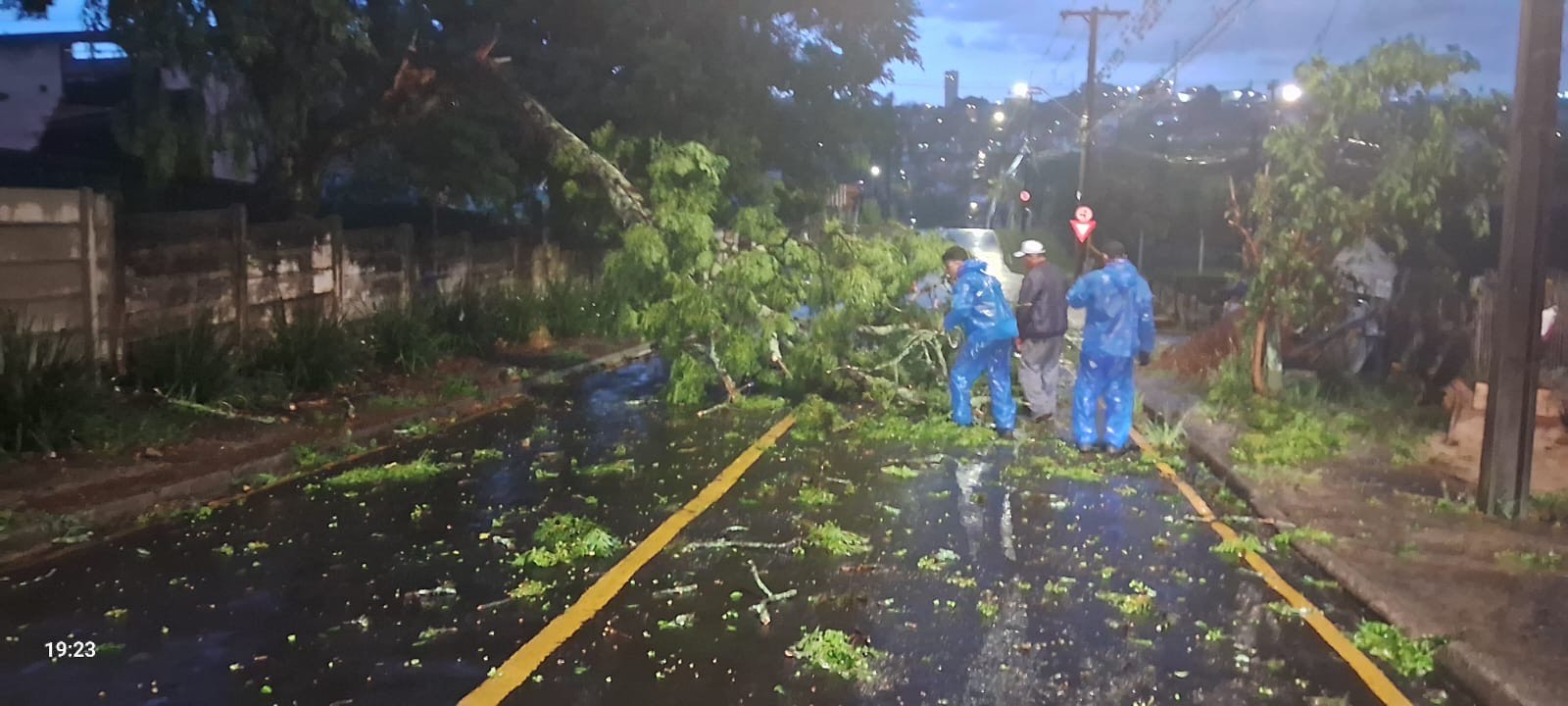 Prefeitura atualiza balanço dos efeitos das chuvas de sexta-feira