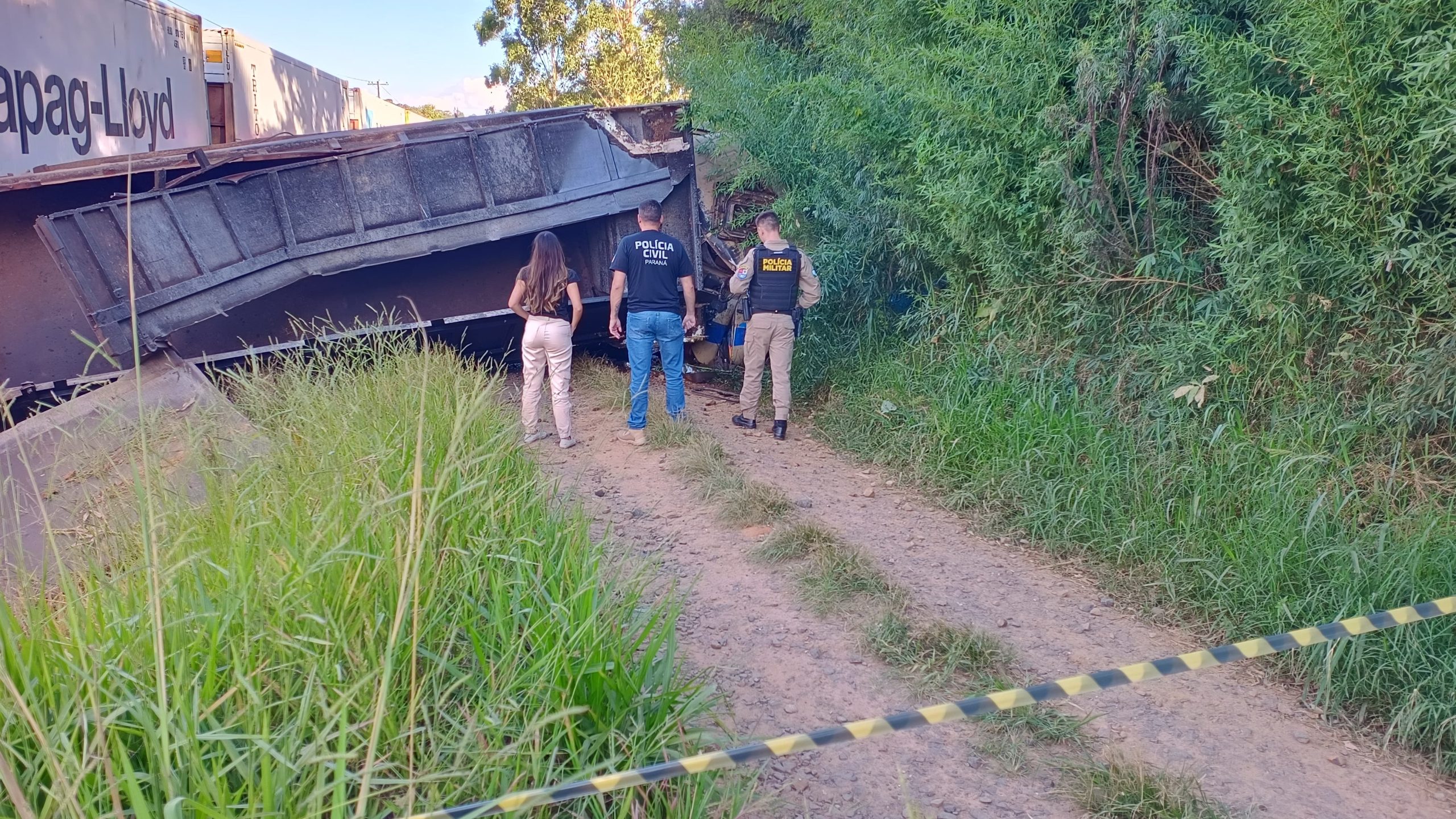 PCPR investiga colisão entre caminhão entrem que resultou em um óbito nos Campos Gerais 