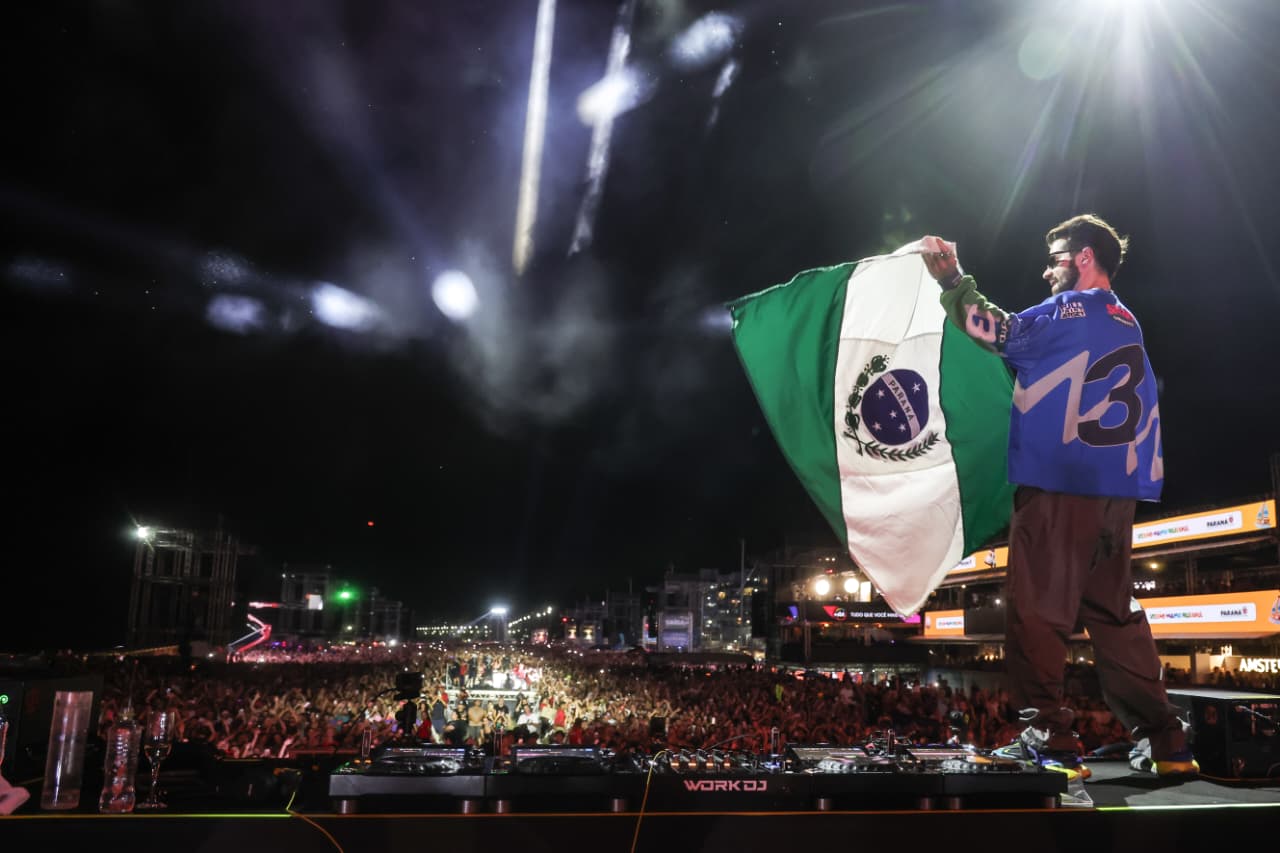 Show de Alok leva 338 mil pessoas ao Verão Maior em Matinhos