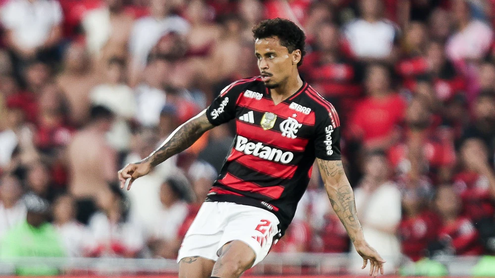 Corinthians especula contratação de volante do Flamengo