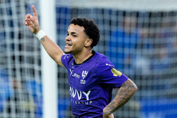 Corinthians avança por Kaio César e negocia empréstimo com o Al-Hilal