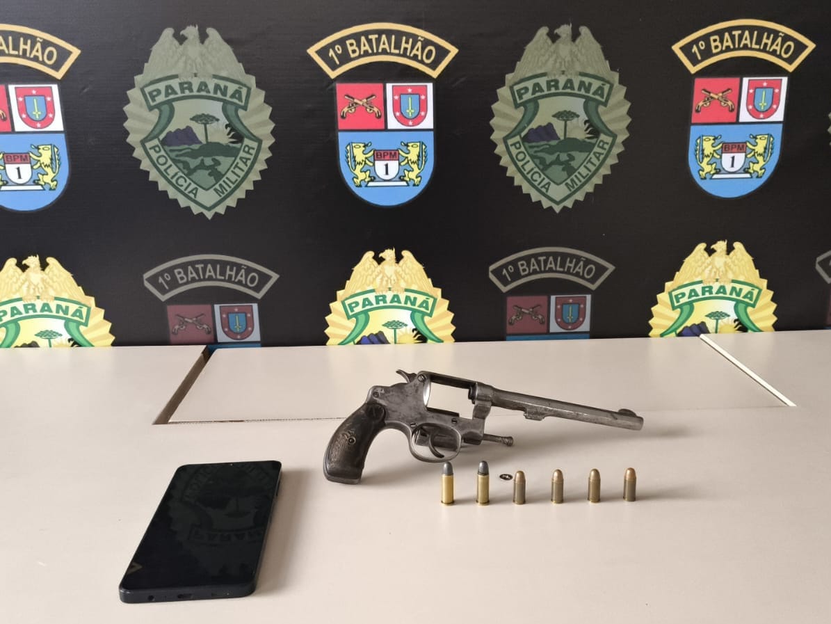 PM APREENDE ARMA DE FOGO EM PONTA GROSSA