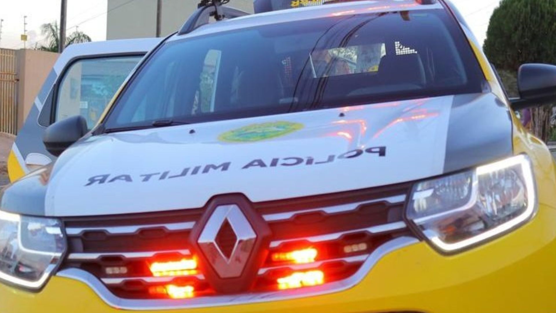 Homem com mandados em aberto por furto e estelionato é preso no Centro de Ponta Grossa