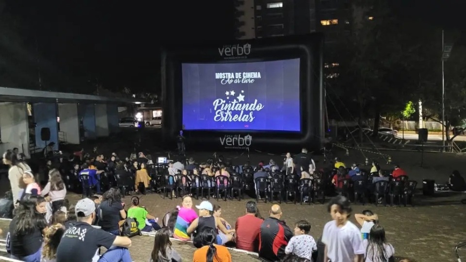 Cinema ao Ar Livre: Arapoti, Carambeí e Castro já têm filmes definidos para a mostra “Pintando Estrelas”