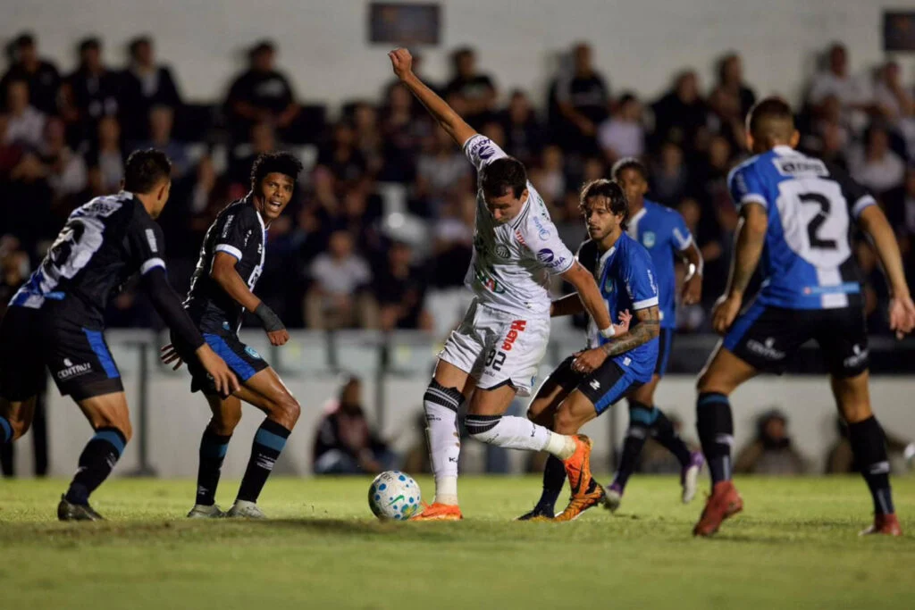 Operário vence Capital-DF no Germano Krüger e avança na Copa do Brasil