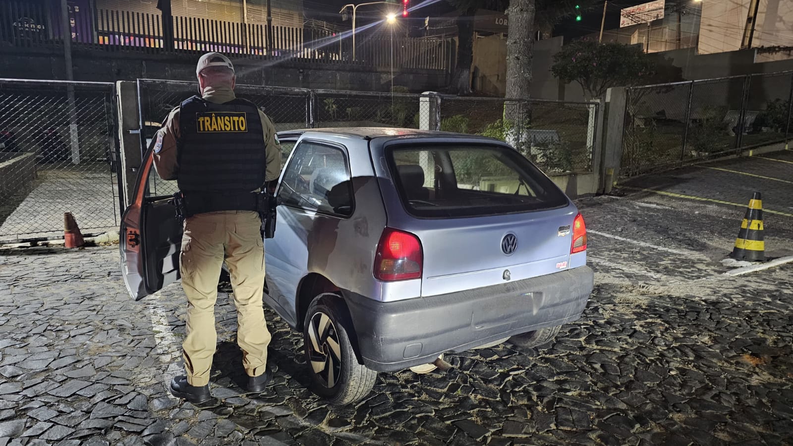 GOTRAN DO 1º BPM RECUPERA VEÍCULO FURTADO E CUMPRE MANDADO DE PRISÃO EM AÇÃO RÁPIDA E EFICIENTE