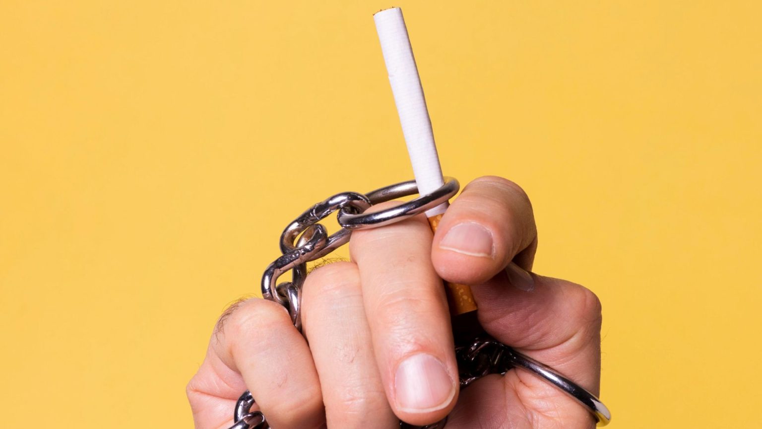 Polícia Militar apreende mais de 1 tonelada de cigarros contrabandeados em Suzano