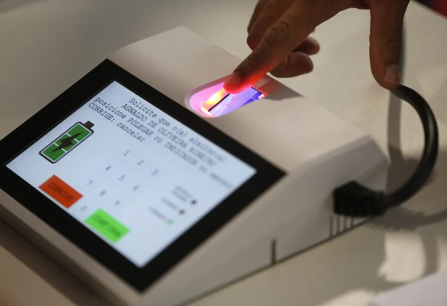 Biometria será utilizada nas eleições de 2026, mas eleitor sem cadastro poderá votar