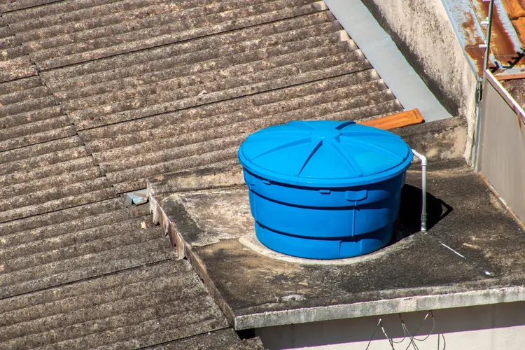 Homem é preso após envenenar caixa d’água da casa da ex-companheira no Paraná