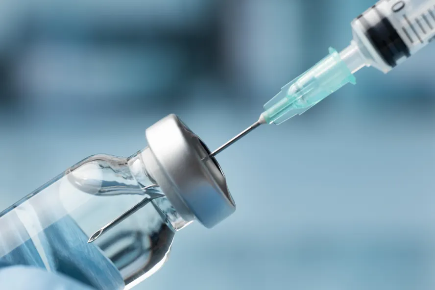 Paraná já aplicou mais de 2,6 milhões de doses da vacina contra a gripe e reforça chamado à população