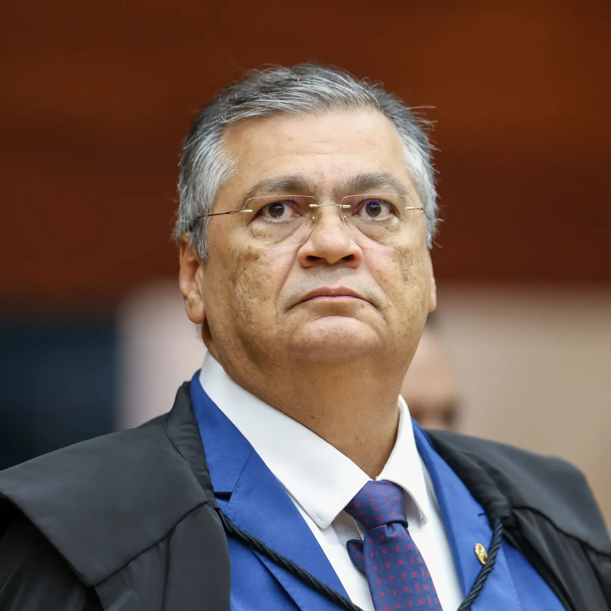 Flávio Dino determina que presidentes de partidos expliquem indicação de emendas parlamentares