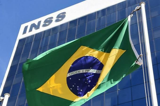 PF indicia ex-presidente do INSS e outras 47 pessoas por supostas fraudes em descontos de aposentadorias