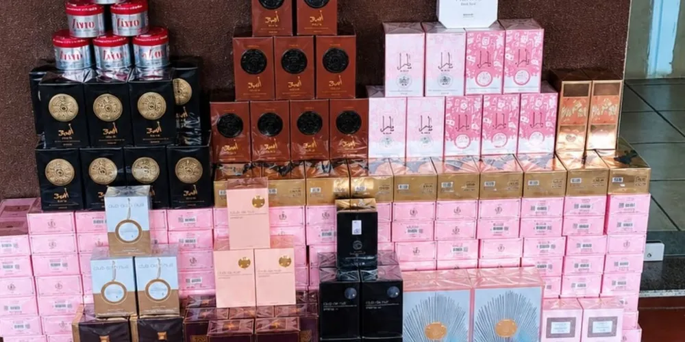 Mulher é flagrada com 200 perfumes avaliados em R$ 60 mil na Rodoviária de Ponta Grossa