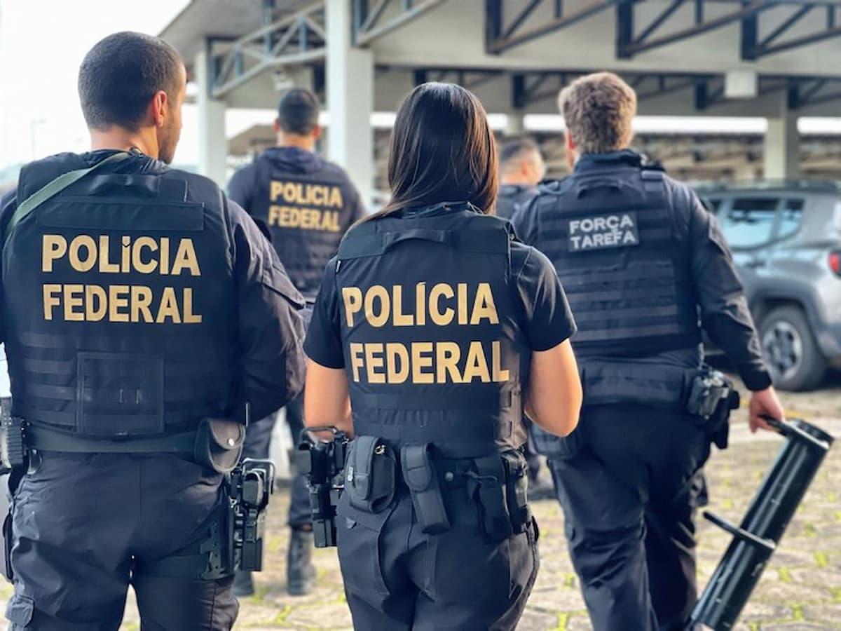 Polícia Federal fiscaliza empresa e interrompe atuação irregular na área de segurança privada em Ponta Grossa