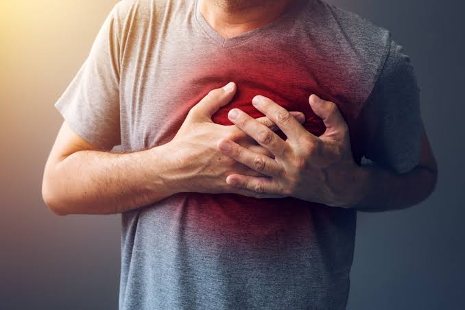 Infarto e AVC avançam entre jovens e acendem alerta no Brasil