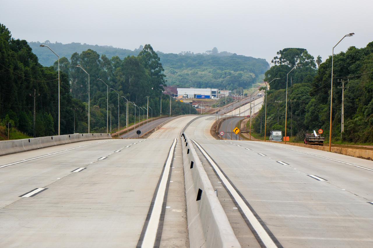 Paraná avança e integra o top 3 nacional em Infraestrutura do Ranking de Competitividade dos Estados