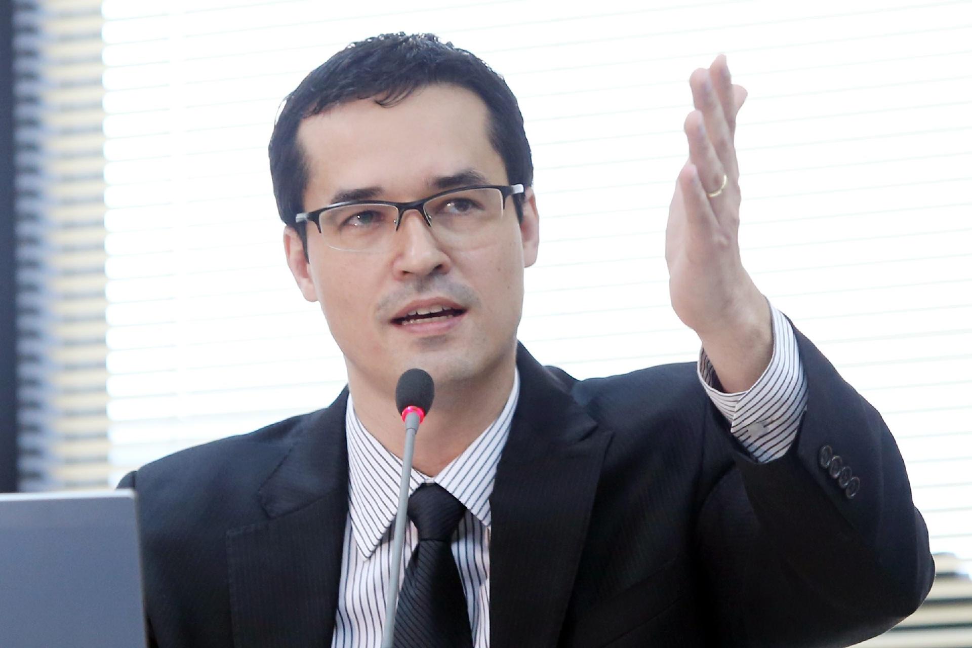 PT pede impugnação da candidatura de Deltan Dallagnol ao Senado pelo Paraná