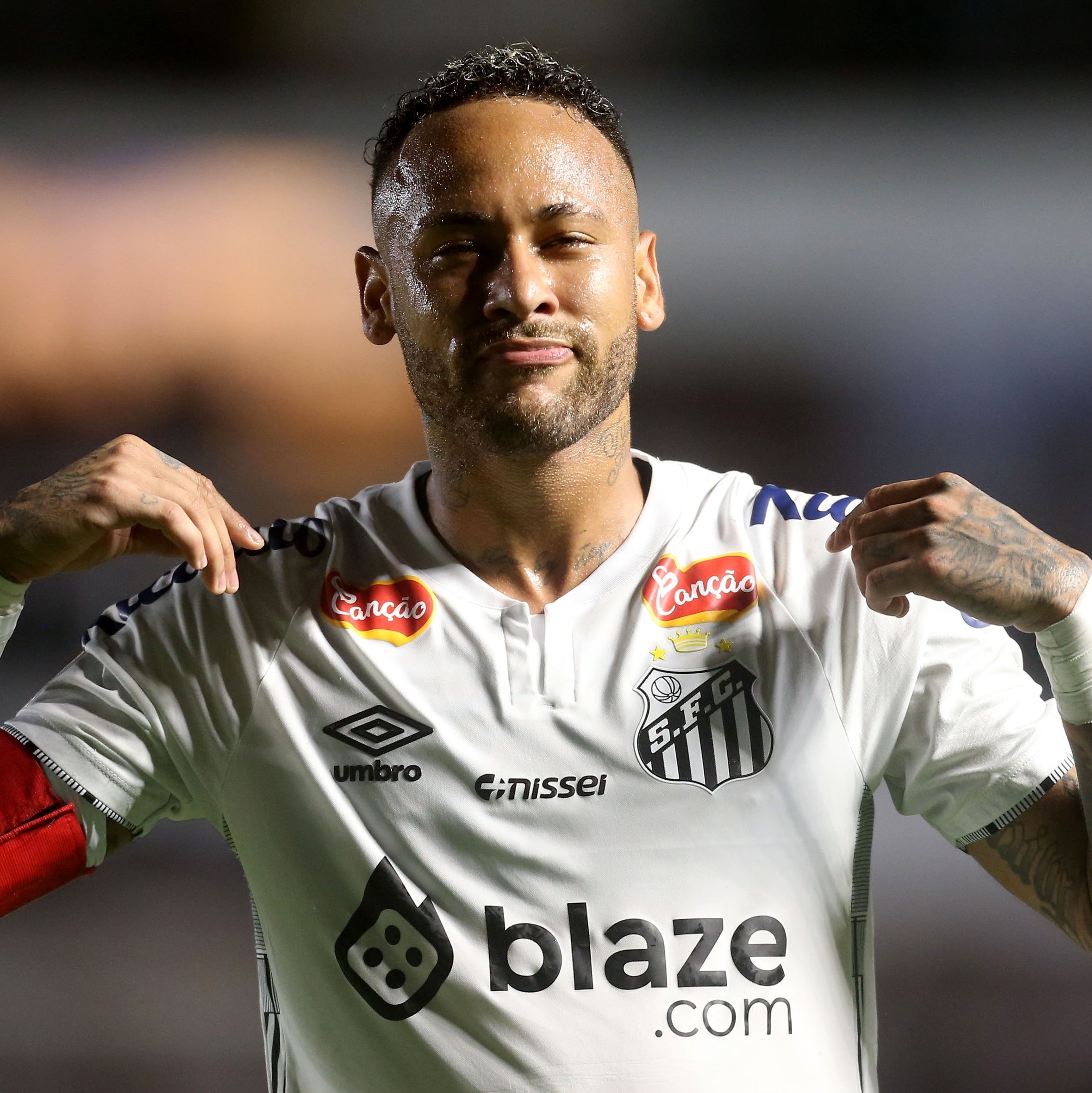 Santos repactua dívida de R$ 80 milhões com Neymar e prevê pagamento em até 80 meses
