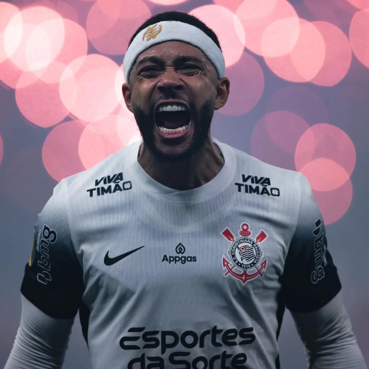 Corinthians e Memphis Depay chegam a acordo por renovação; Conselho ainda precisa dar aval