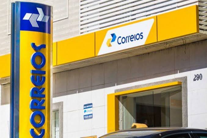 Correios passam a entregar compras de lojas paraguaias no Brasil