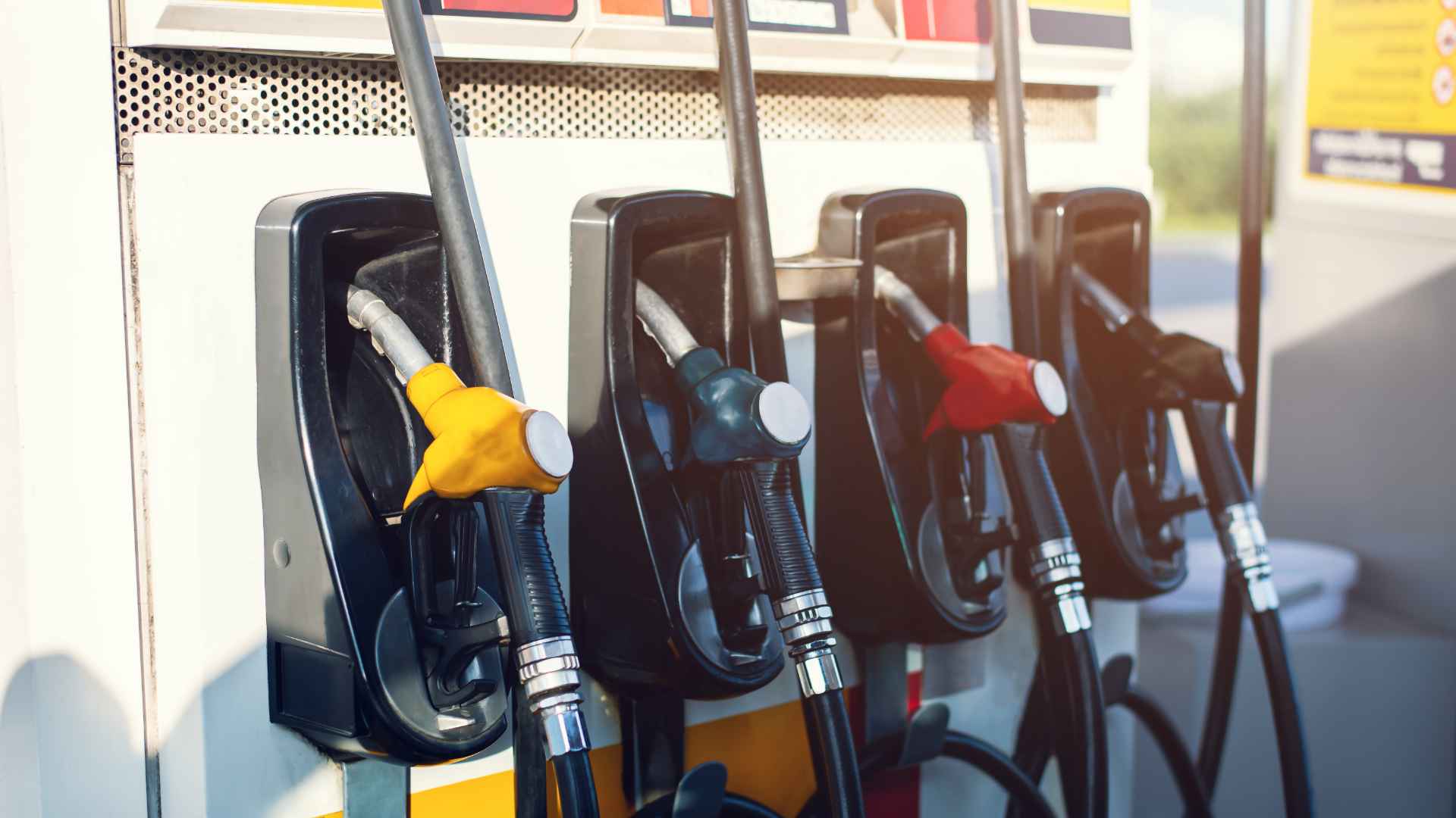 Governo estende subsídio da gasolina e mantém desconto